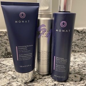 Monat Volumizing Set